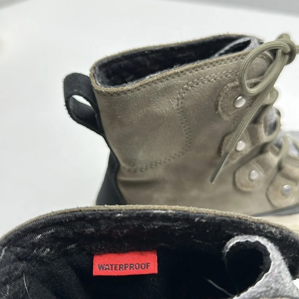 Sorel explorer joan